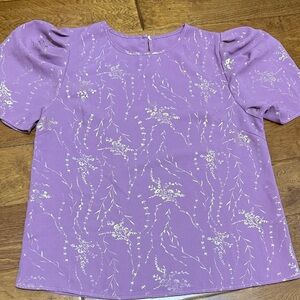 Like New Size Large SHEIN Lavender  with Gold detail Puff Sleeve Top